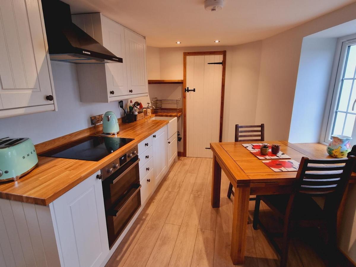 Pass The Keys Charming 19Th Century Country Cottage For 2 Guests エクセター エクステリア 写真
